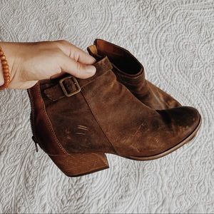 Kork-Ease Leather Booties - Size 8.5